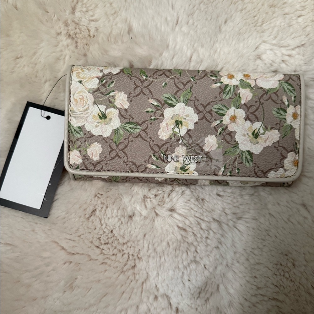 Nine West Floral Wallet - Brown and Cream